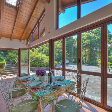 Villa Il Castagno Few Min From Beach - Happy Rentals Castelveccana Екстериор снимка