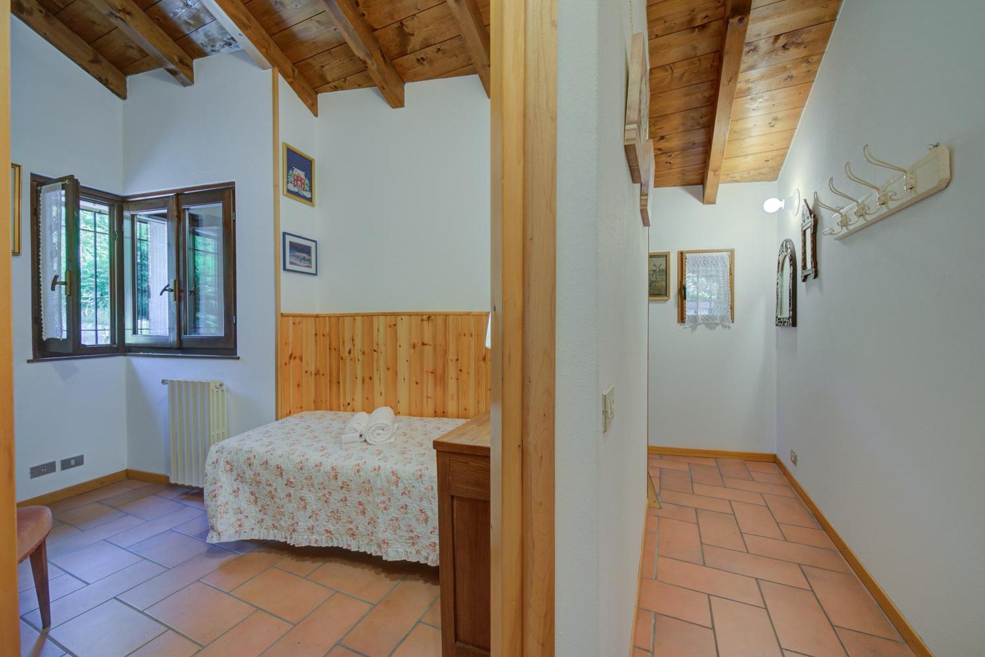 Villa Il Castagno Few Min From Beach - Happy Rentals Castelveccana Екстериор снимка